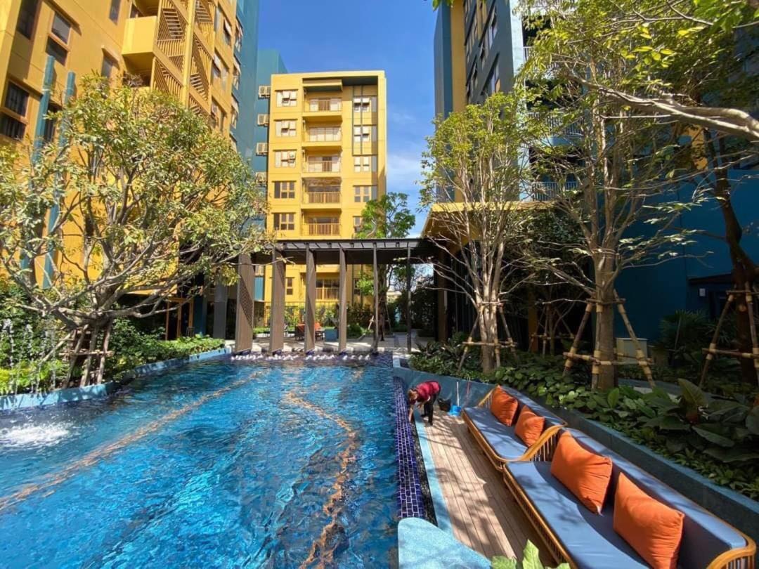 Brissluxe At Bts Onnut Sukumvit 50 Apartamento Banguecoque Exterior foto